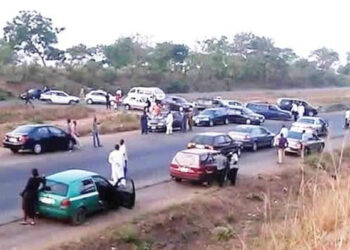 ’Yan Bindiga Sun Sace  Matafiya 30 Akan Babbar Titin Abuja Zuwa Kaduna.
