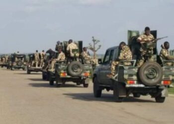 Ƙarancin Abinci, Hedkwatar Tsaro ta tura rundunar soji ta bawa manoma kariya a wasu jihohin Arewa