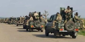 Ƙarancin Abinci, Hedkwatar Tsaro ta tura rundunar soji ta bawa manoma kariya a wasu jihohin Arewa