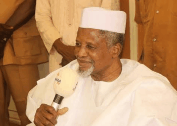 Aminu Dantata Ya Bar Mana Wasiyyar Inda Za A Binne Shi – Iyalansa 