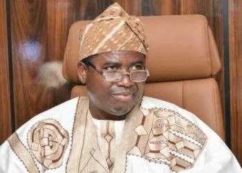 INEC Ta Musanta Zargin da akewa Shugabanta na goyon bayan jam’iyyar APC 