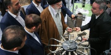Iran Ta Jaddada Dogaro da Kai a Fannin Kimiyya, Fasaha da Tsaro