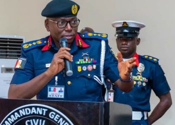 NSCDC Ta Kori Jami’ai Biyu Kan Bai Wa Masu Hakar Ma’adanai Makamai
